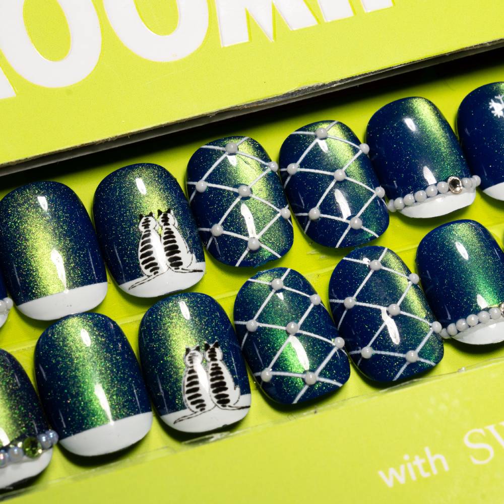 Moomin Aurora's Kiss Press-on Nails Green - Image 8