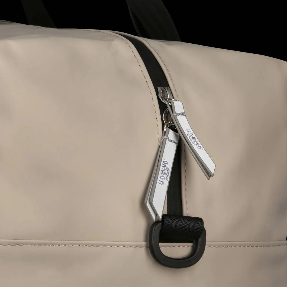 Moomin Fishing Reflecting Travel Bag - Image 4
