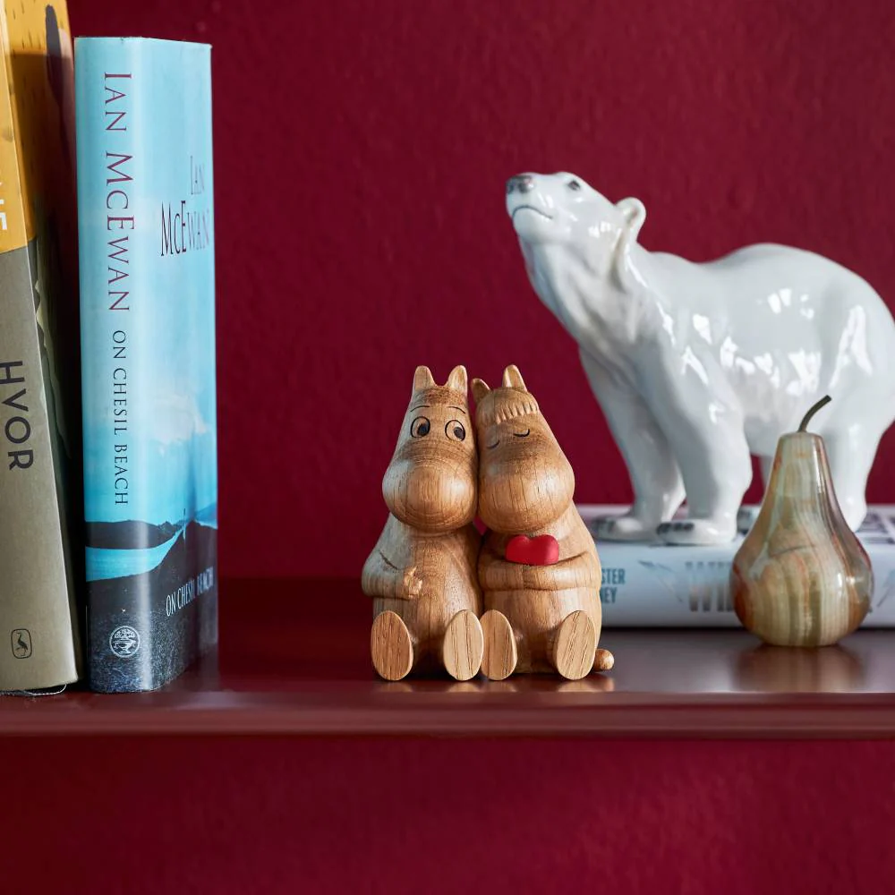 Moomin Heart Wooden Figurine 10cm - Image 2