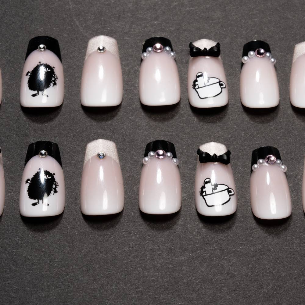 Moomin PinkNoir Press-on Nails Pink - Image 5