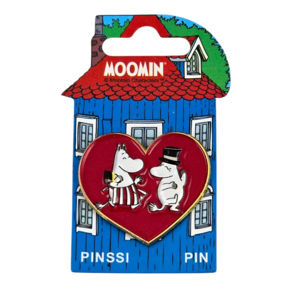 Moominmamma & Moominpappa Heart Pin Bagde 3D