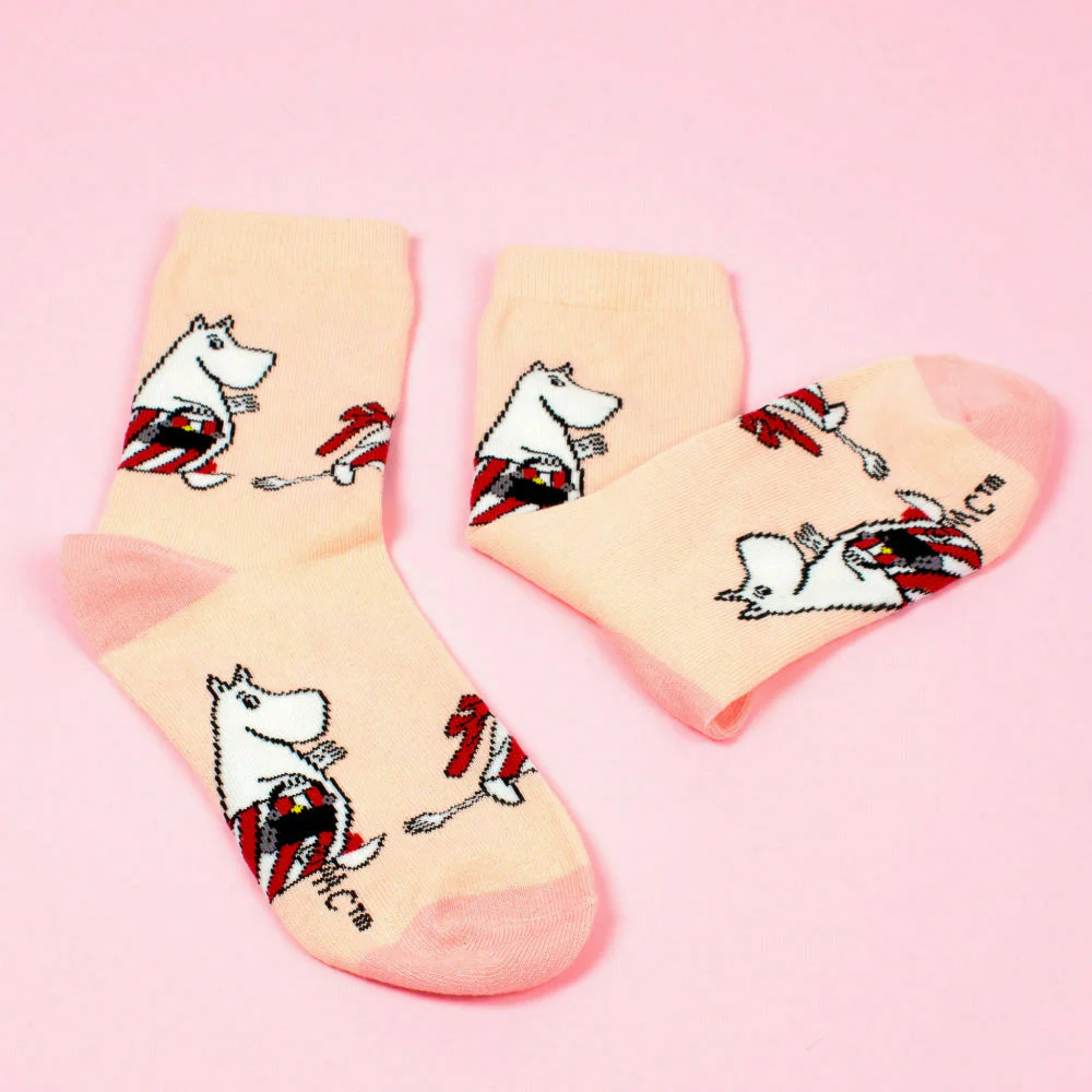 Moominmamma on Errands Socks Pink 36-42 - Image 3