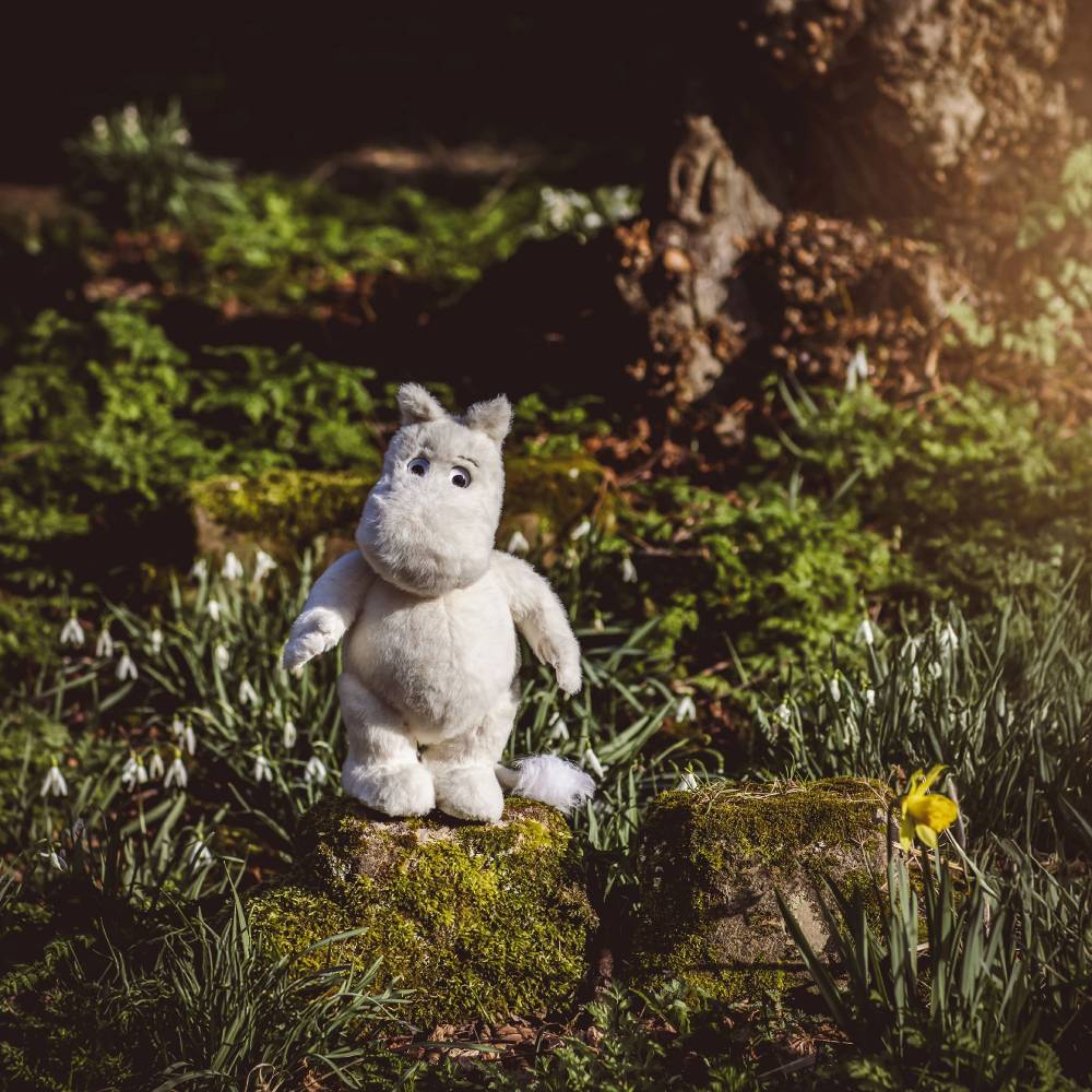 Moomintroll Decoration Plush Toy 33cm - Image 4