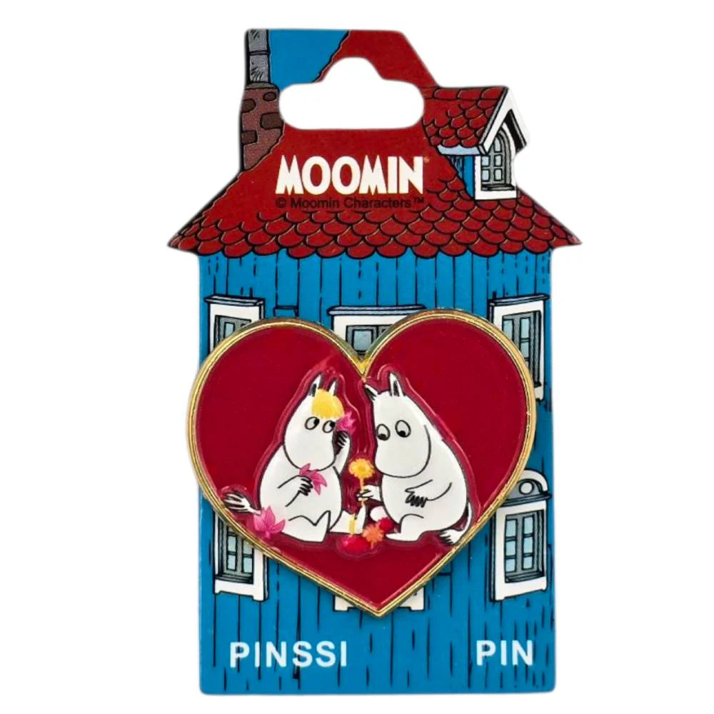 Moomintroll & Snorkmaiden Heart Pin Bagde 3D